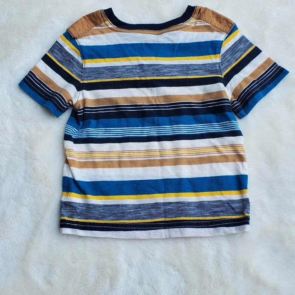Cute t-shirt size 3T